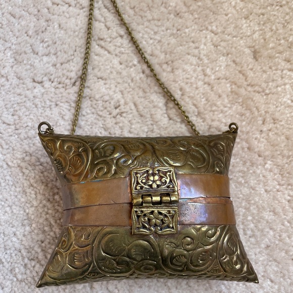 Vintage Ornate mini Brass/Copper Pillow evening bag handcrafted in India. - Picture 3 of 7